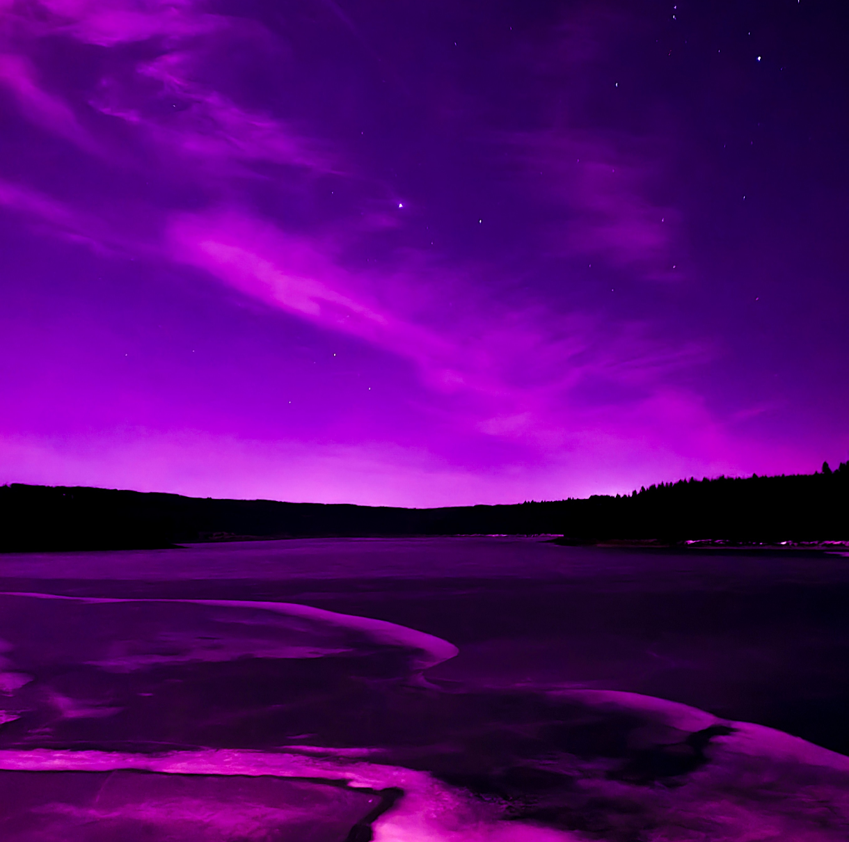 Yesterday, I fell in love with this sky and dreamed of soaring through the universe.